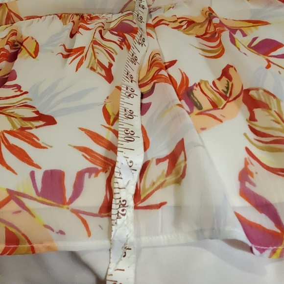 New WT Kaari SOLD TO RESALE SHOP!! - Picture 8 of 8